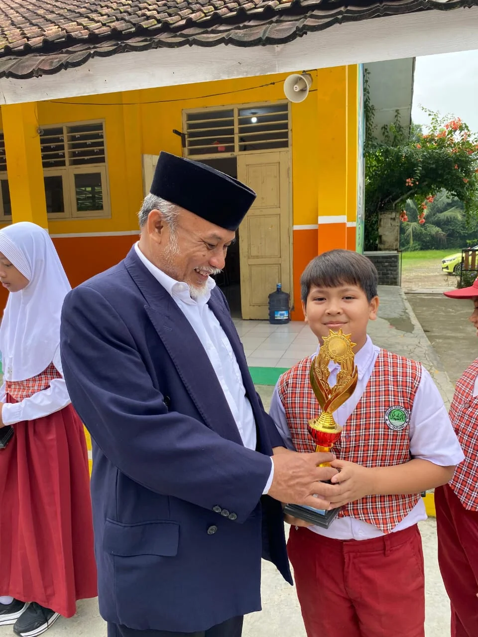 Visi Misi dan Tujuan SD